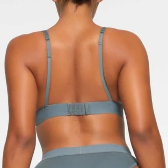 SKIMS Cotton Rib Plunge Bralette In Kyanite - Picture 2 of 11